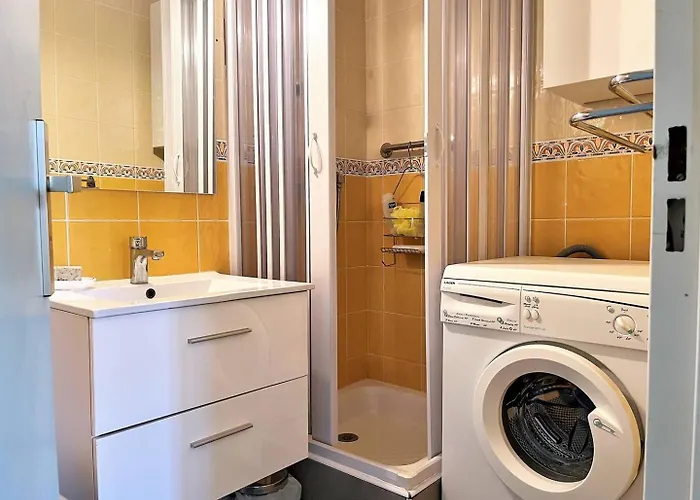 Bo040-1109 2 Pieces 4 Couchages Bormes Les Mimosas *